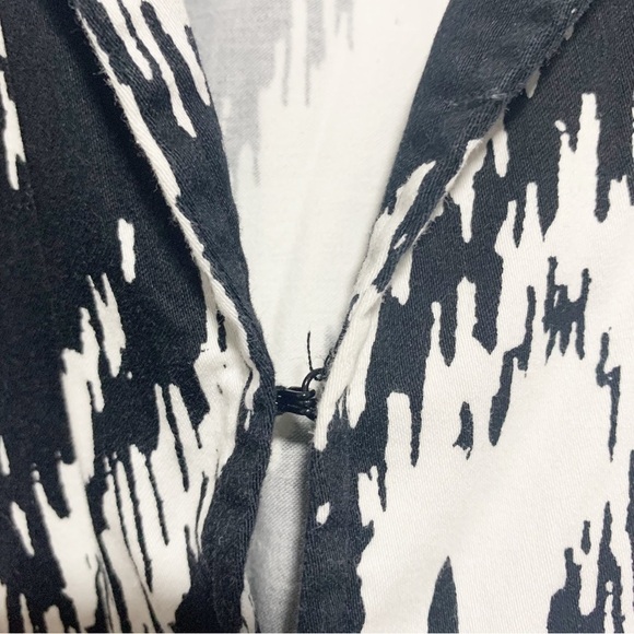 CHICO'S white and black hidden hook eye closure blazer size Large/12 - Picture 4 of 8